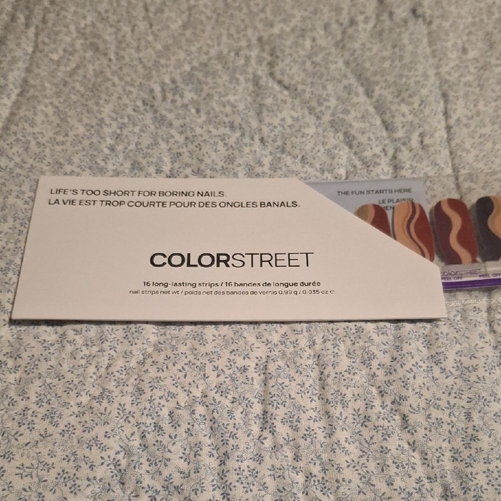 Color Street Nail Strips - Modern Curve